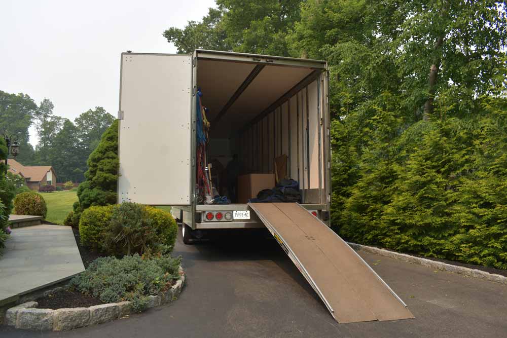 How to Prepare for the Unexpected During a Long-Distance Move