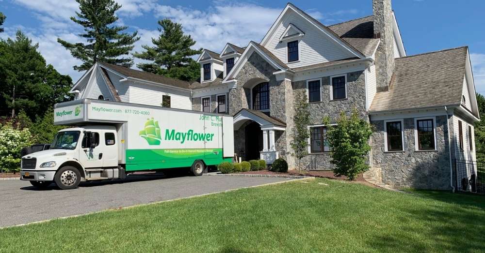 Who Moves the Most Surprising Moving Stats by Age, Income & Family Status