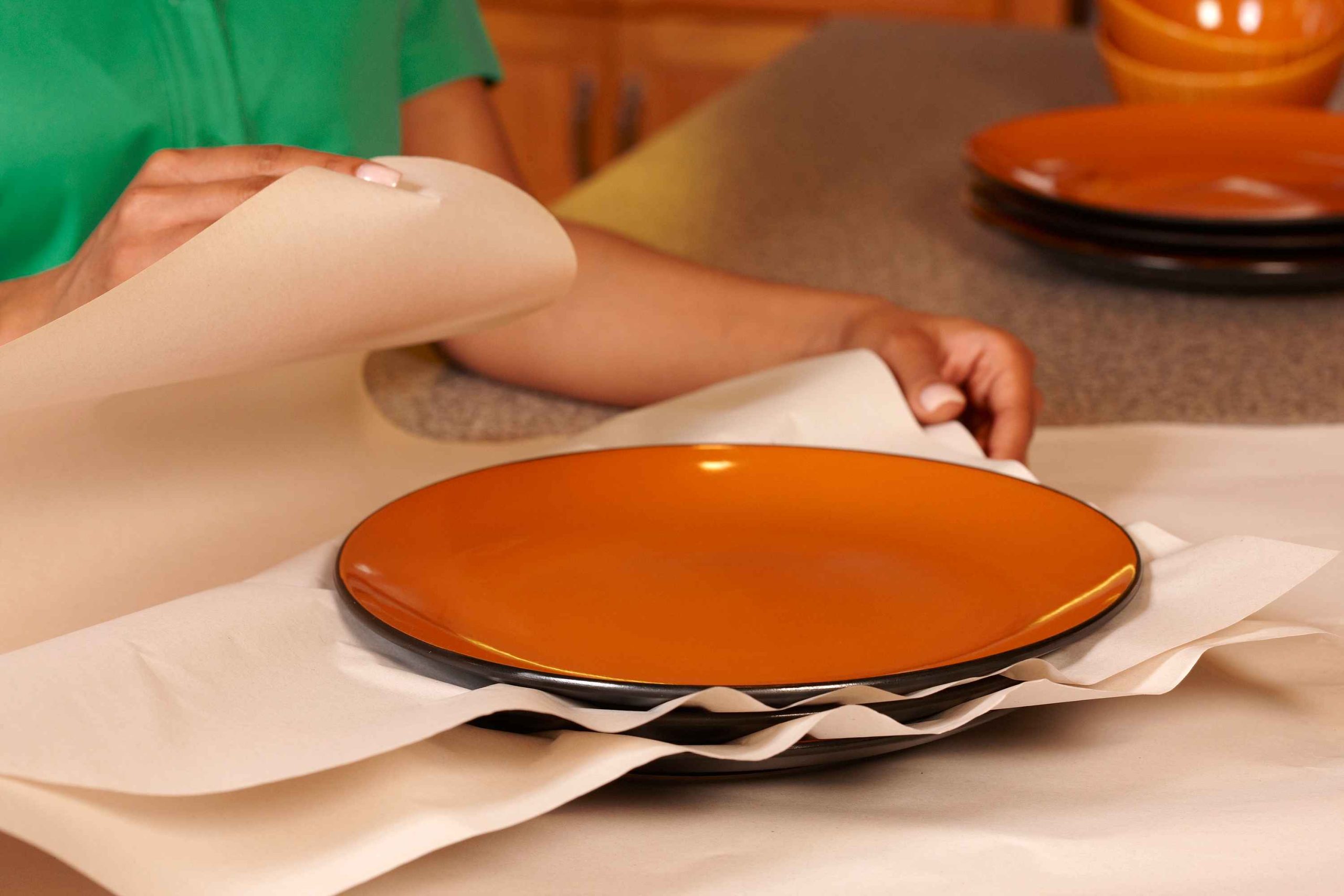 close up packing plate