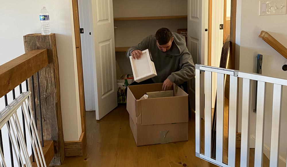Household items packing